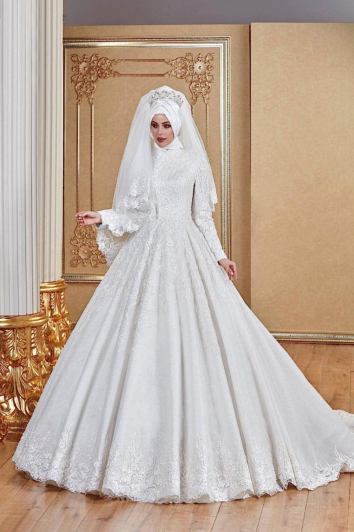 Dantel İşlemeli Kuyruklu A Kesim Tesettür Gelinlik