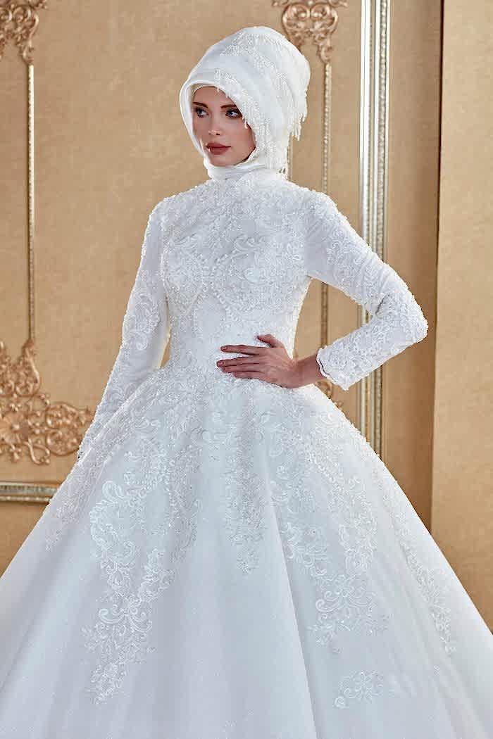 Simli Tül Üzeri Dantel İşlemeli A Kesim Tesettür Gelinlik