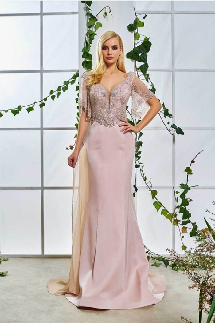 Taş İşlemeli Toz Pembe Uzun Abiye Elbise