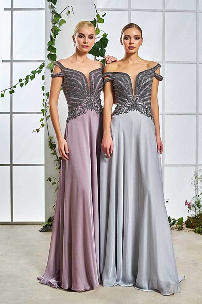 Taş İşlemeli Düşük Omuz Uzun Gece Elbisesi