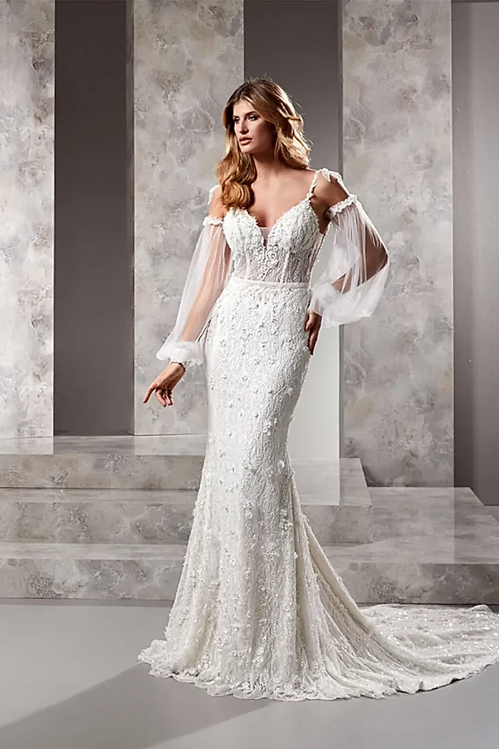 Kalp Yaka Demonte Balon Kol 3D Çiçek İşlemeli Balık Gelinlik