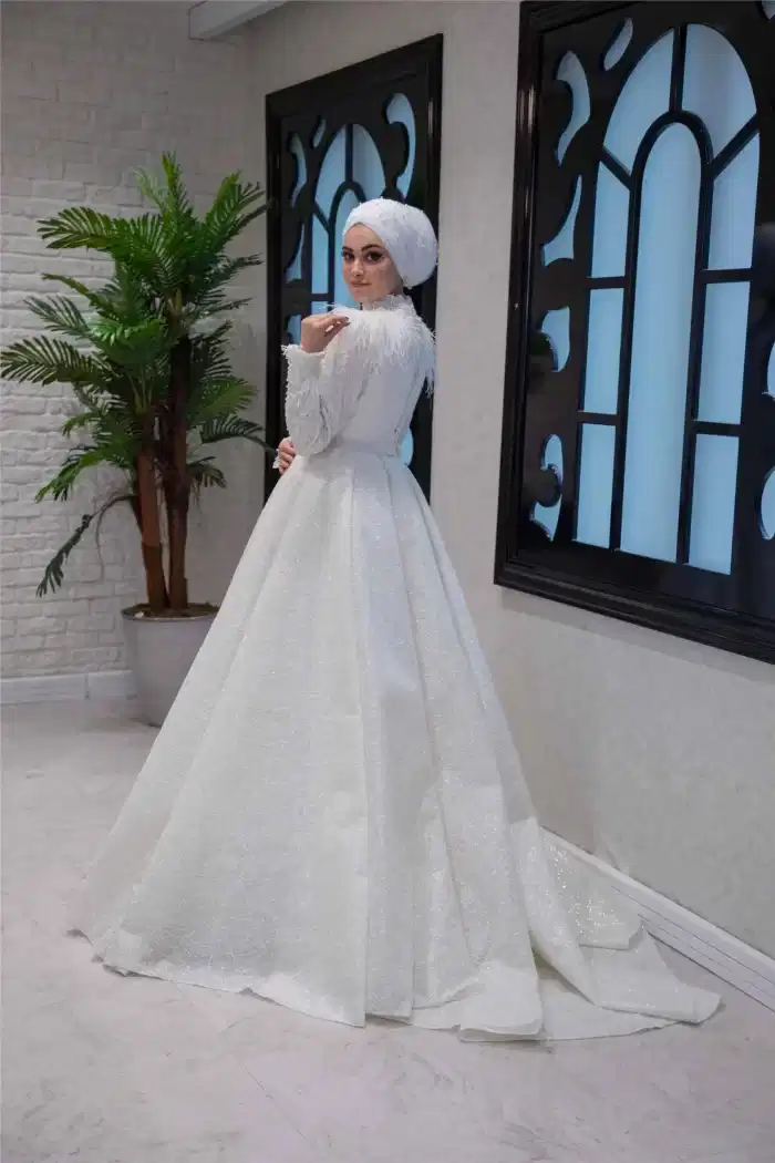 Alternative view of 3D İşlemeli Hakim Yaka Prenses Tesettür Gelinlik