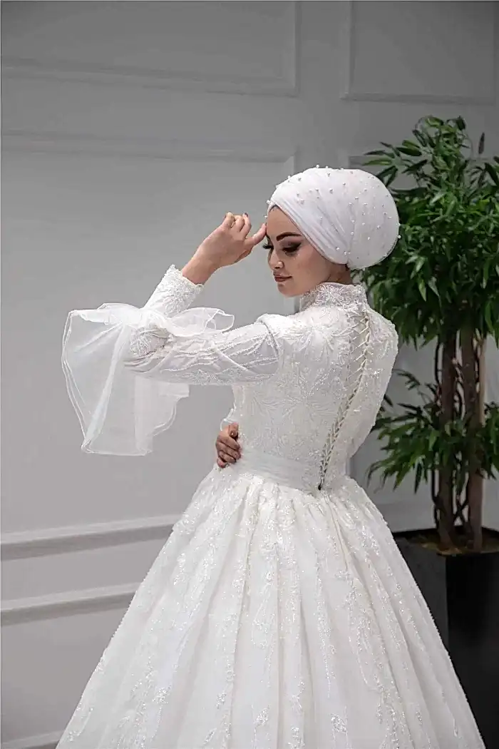 Alternative view of Hakim Yaka 3D İşlemeli A Kesim Tesettür Gelinlik