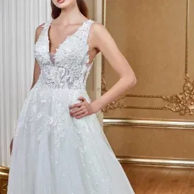 Derin V Yaka Transparan Sırt Dekolteli 3D Helen Gelinlik