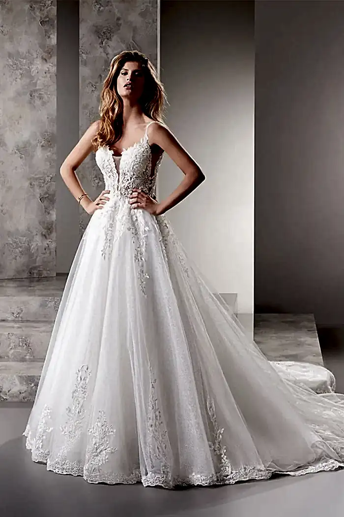 Alternative view of İp Askılı Kuyruklu Sırt Transparan Helen Gelinlik