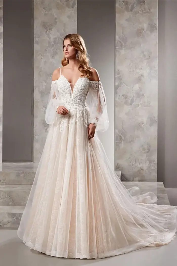 İp Askılı Düşük Balon Kol Sırt Dekolteli Nude Helen Gelinlik