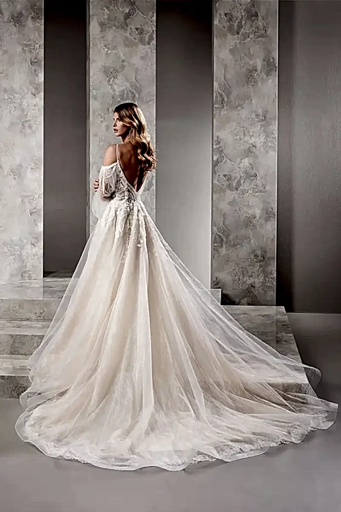 Alternative view of İp Askılı Düşük Balon Kol Sırt Dekolteli Nude Helen Gelinlik