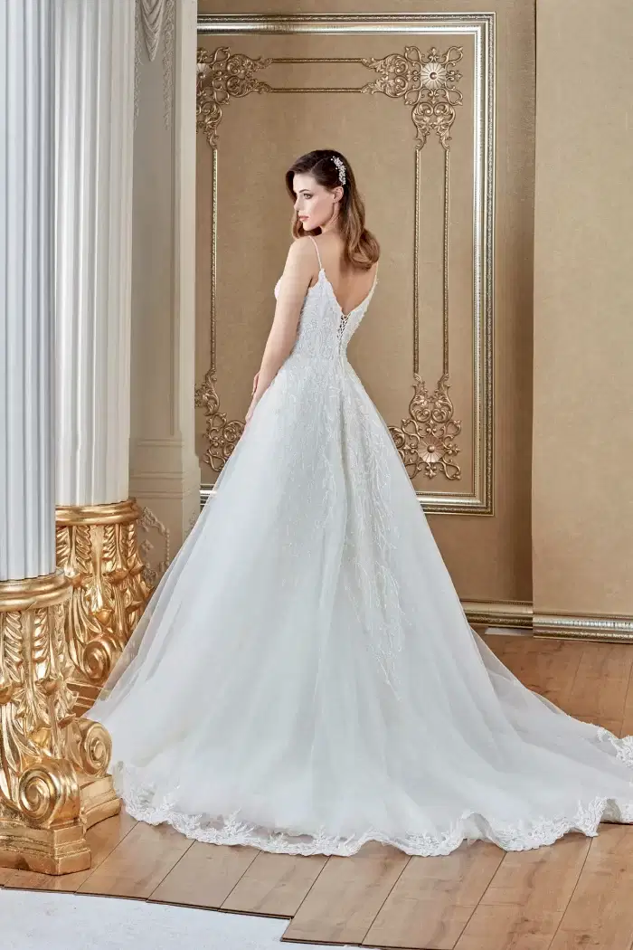 Alternative view of Öpücük Yaka Spagetti Askılı Sırt Dekolteli Helen Gelinlik