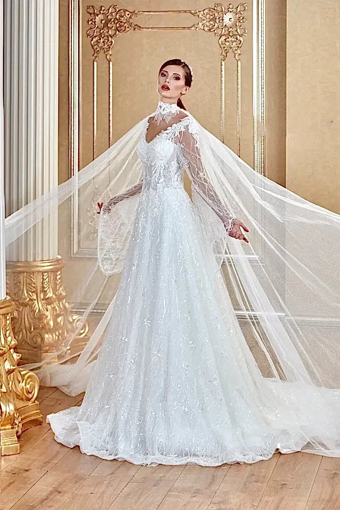 V Yaka Uzun Kol Gerdanlık Detaylı Korseli Helen Gelinlik