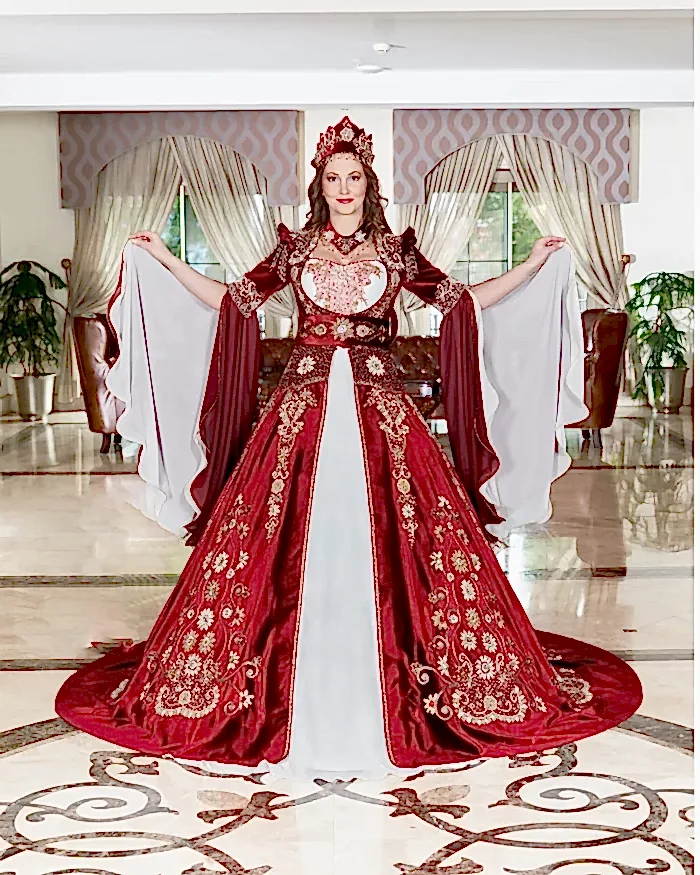 Bordo Beyaz Bindallı Kına Elbisesi