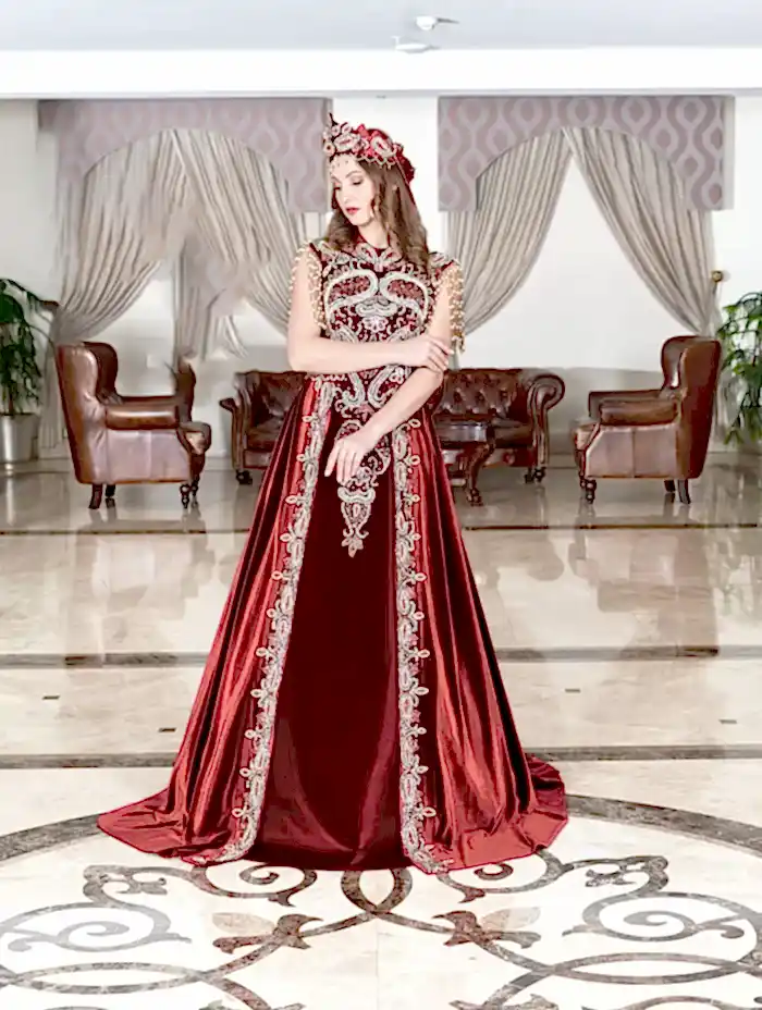 Geleneksel Tarz Bordo Kına Kaftan
