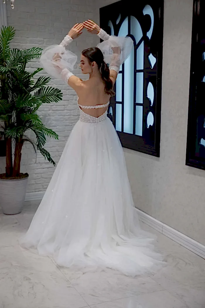 Alternative view of Çiçek İşlemeli Bohem Kol Helen Gelinlik