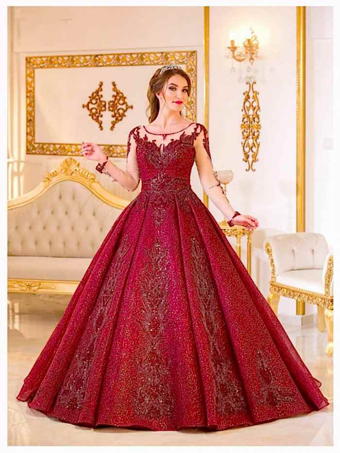 Taş İşlemeli V Yaka Kabarık Kırmızı Nişanlık