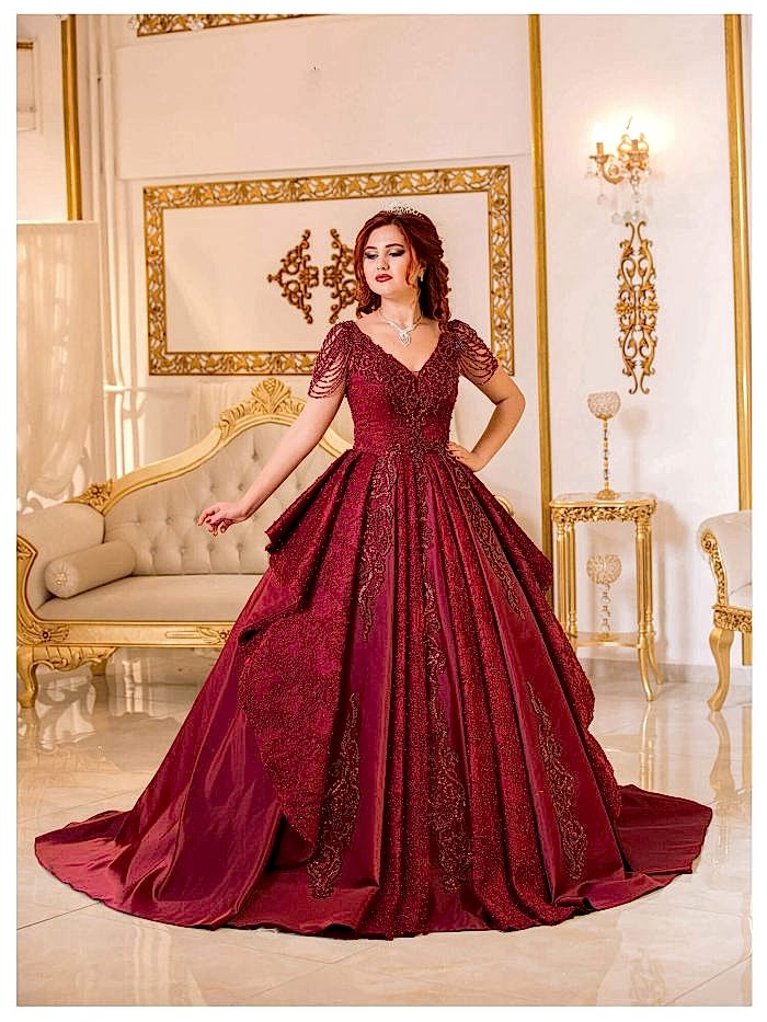 Kabarık Etekli Prenses Model Kırmızı Nişanlık