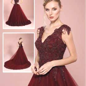 Kristal Taş İşlemeli V Yaka Kırmızı Nişanlık