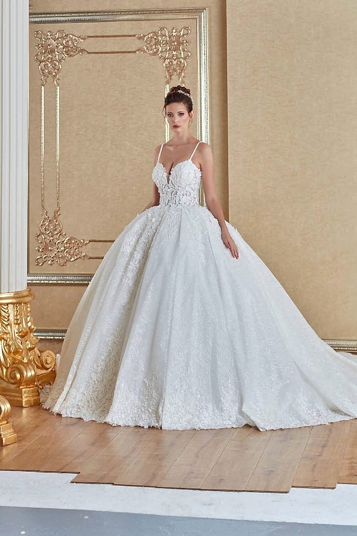 İp Askılı Transparan Dantel İşlemeli Prenses Gelinlik