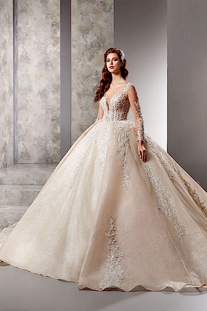 Derin V Yaka Sırt Dekolteli Ekru Transparan Prenses Gelinlik