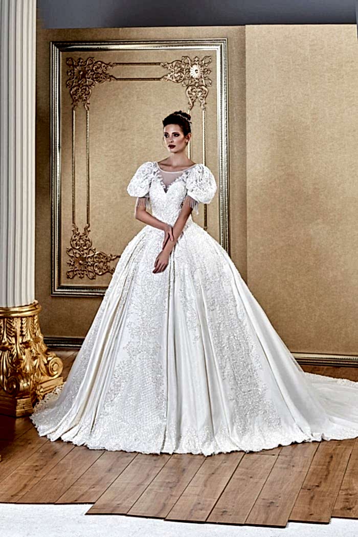 Karpuz Kol İllüzyon Yaka Güpürlü Kuyruklu Prenses Gelinlik