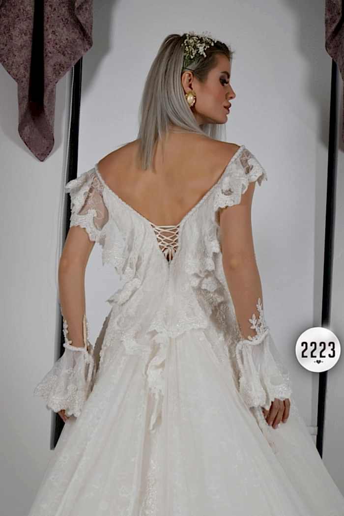 Düşük Omuz Hayal Tül İspanyol Kollu Kuyruklu Prenses Gelinlik