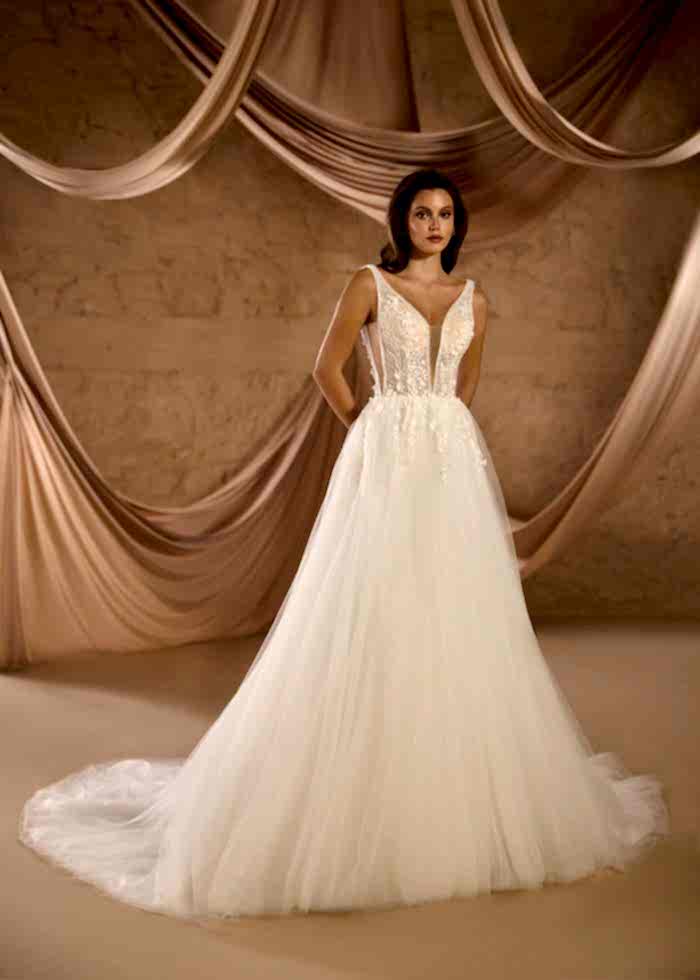 Kalın Askılı 3 Boyutlu Helen Gelinlik