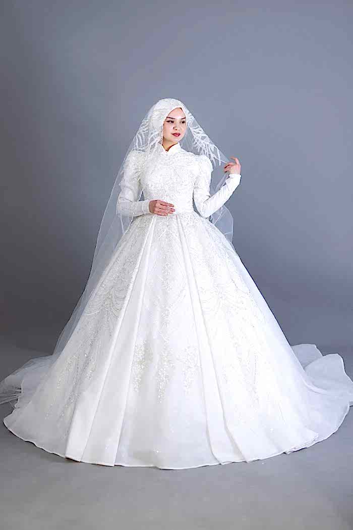 Hakim Yaka Pul İşlemeli Kabarık Tesettür Gelinlik