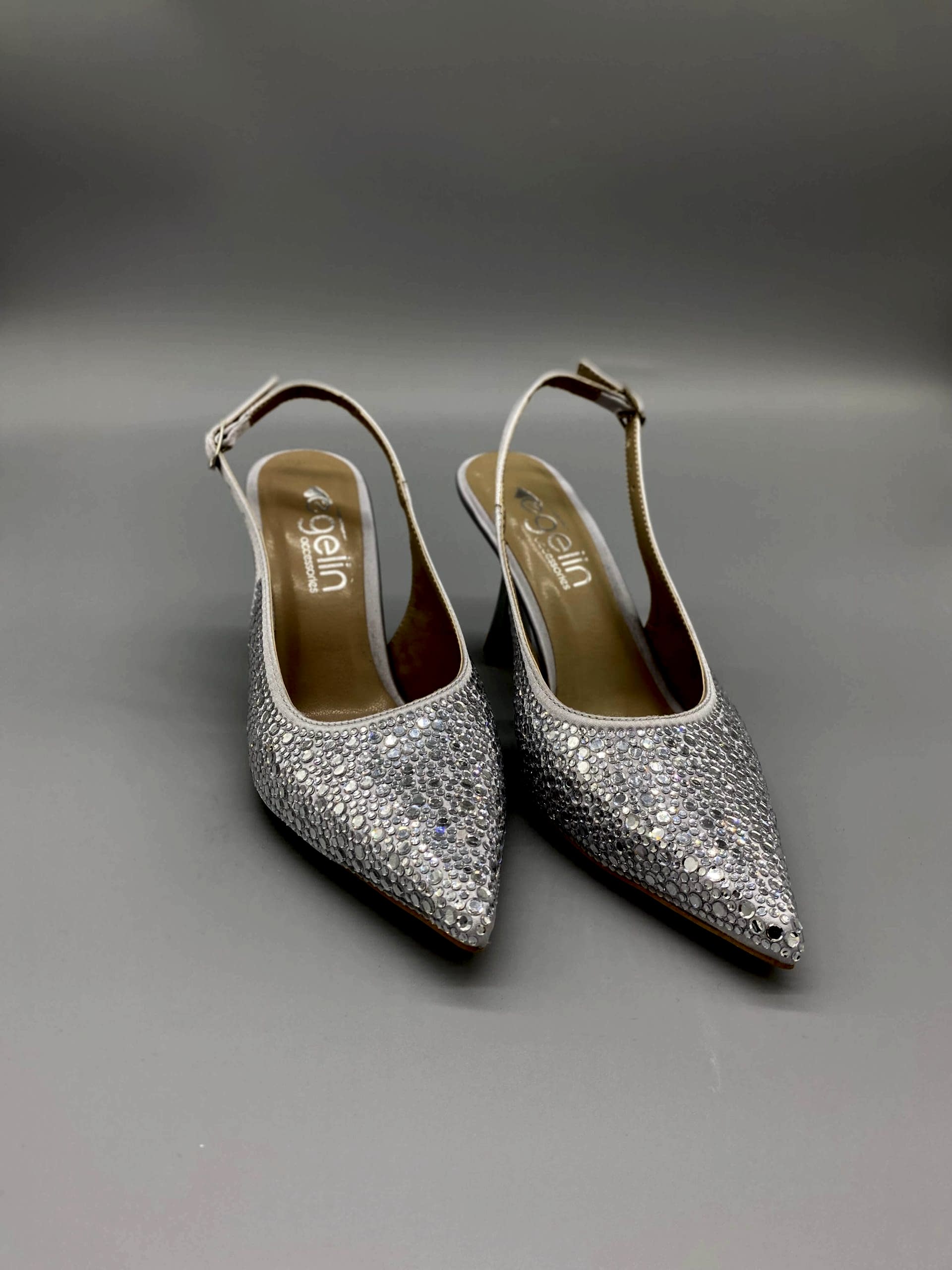 Gümüş Işıltılı Taşlı Ayakkabı