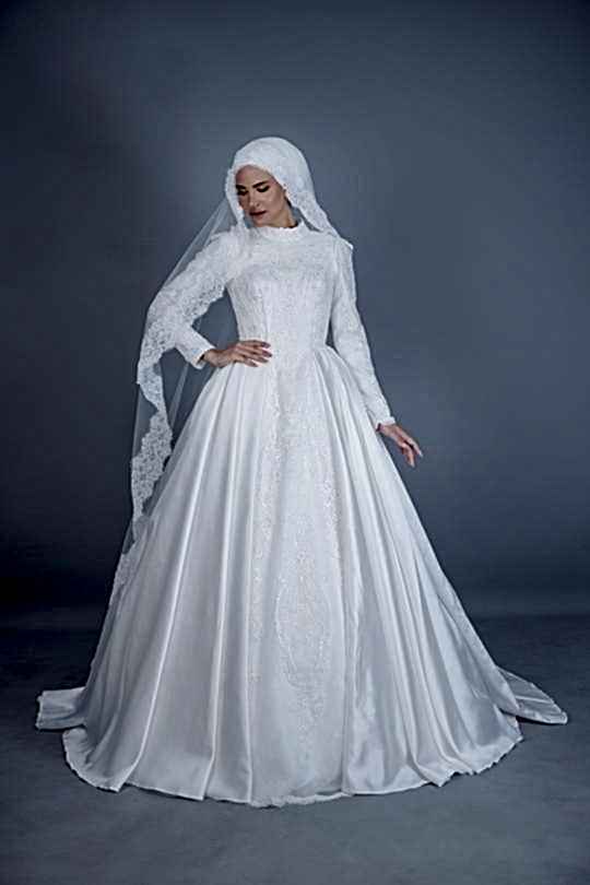 Dantel Dokunuşlu Saten Tesettür Gelinlik